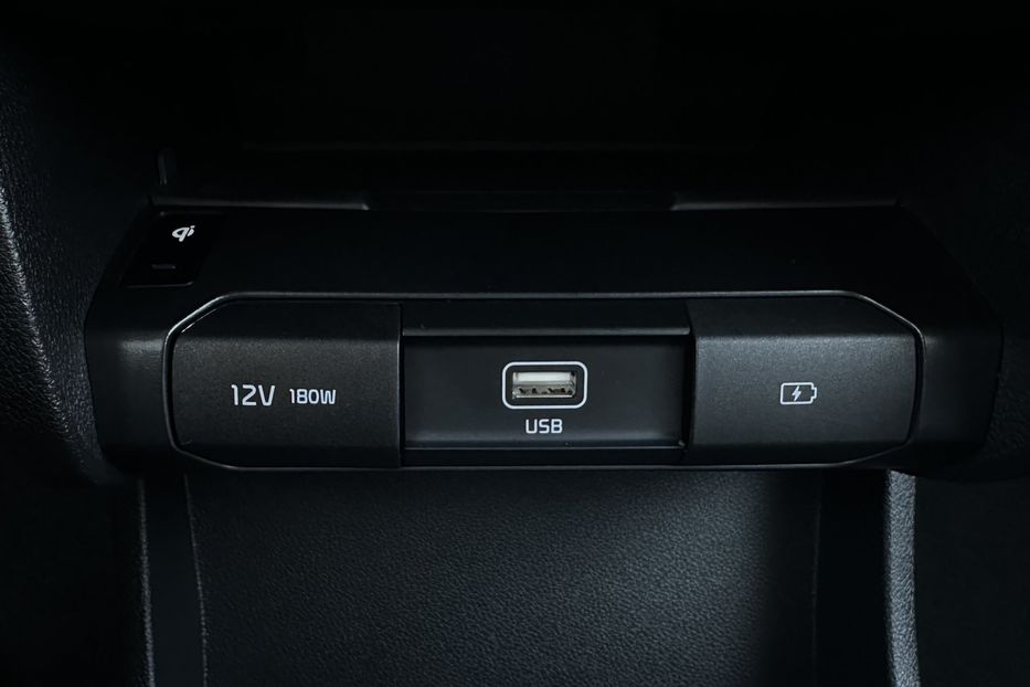 Продам Kia Niro 64кВт ЗАРЕЗЕРВОВАНО 2022 года в Львове