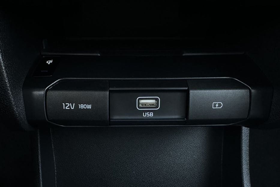 Продам Kia Niro 64кВт ЗАРЕЗЕРВОВАНО 2022 года в Львове