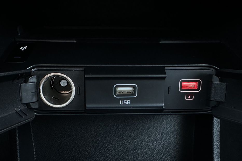 Продам Kia Niro 64кВт ЗАРЕЗЕРВОВАНО 2022 года в Львове