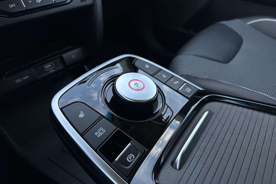 Продам Kia Niro 64кВт ЗАРЕЗЕРВОВАНО 2022 года в Львове