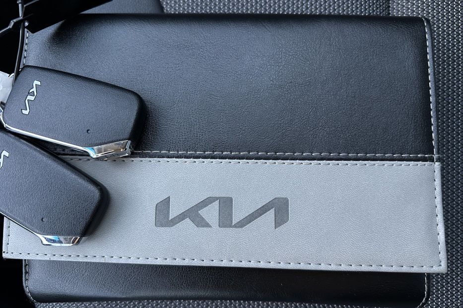 Продам Kia Niro 64кВт ЗАРЕЗЕРВОВАНО 2022 года в Львове