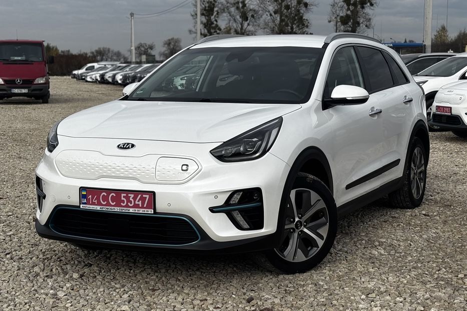 Продам Kia Niro 64 квт авто у Львові  2020 года в Львове