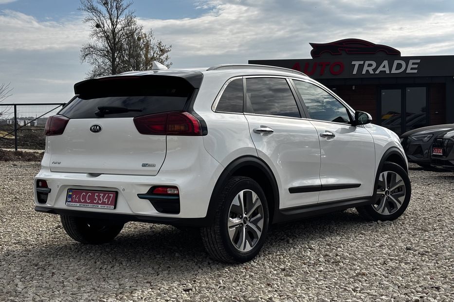 Продам Kia Niro 64 квт авто у Львові  2020 года в Львове