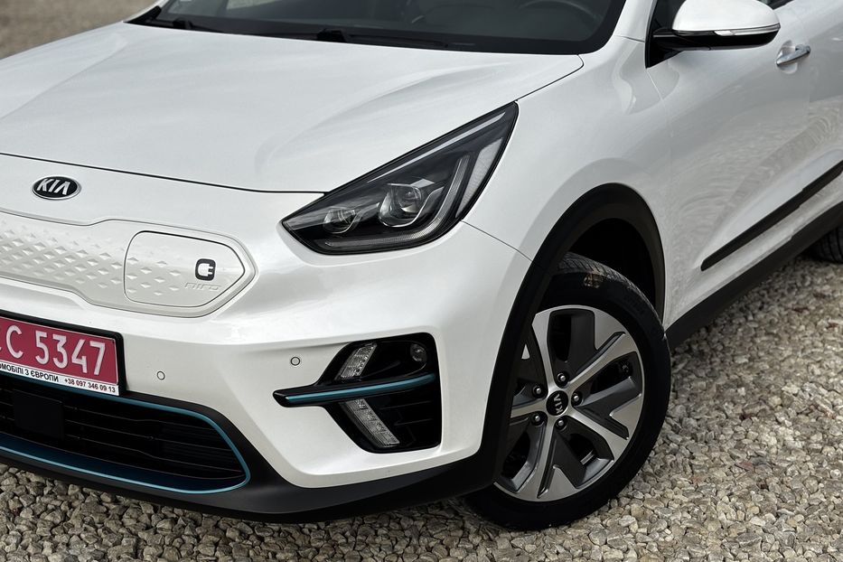 Продам Kia Niro 64 квт авто у Львові  2020 года в Львове