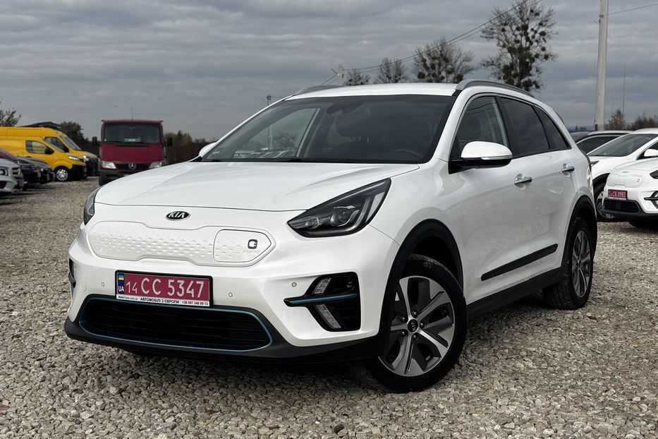Продам Kia Niro 64 квт авто у Львові  2020 года в Львове
