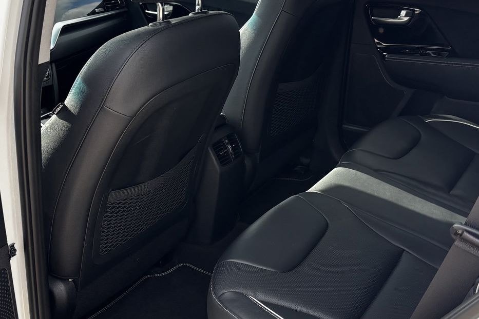 Продам Kia Niro 64 квт авто у Львові  2020 года в Львове