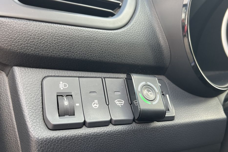 Продам Kia Rio Офіційний 2014 года в Николаеве