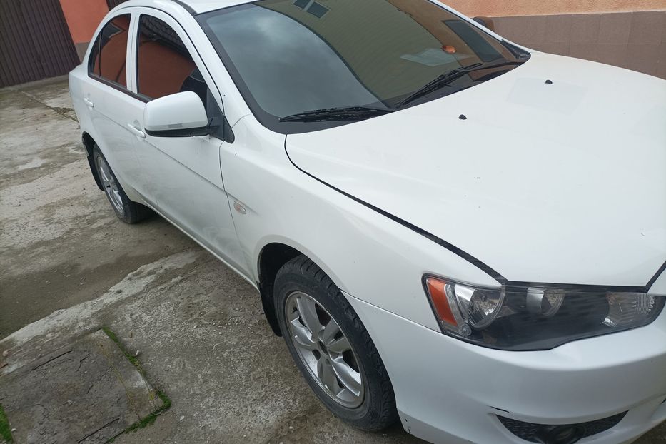 Продам Mitsubishi Lancer X на запчасти 2014 года в Одессе