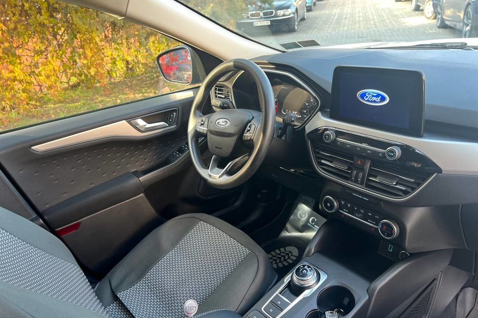 Продам Ford Escape 2020 года в Черновцах