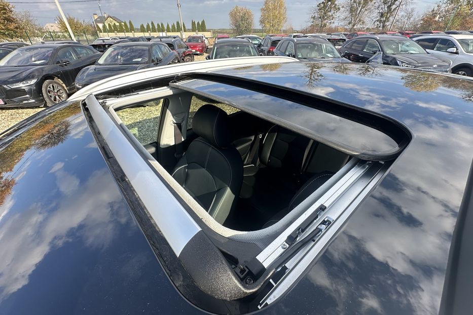 Продам Kia Niro 42 кВт Макс. комплектаціяЛюк 2022 года в Львове