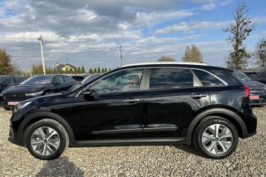 Продам Kia Niro 42 кВт Макс. комплектаціяЛюк 2022 года в Львове