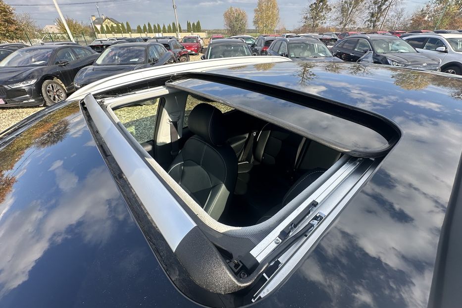 Продам Kia Niro 42 кВт Макс. комплектаціяЛюк 2022 года в Львове