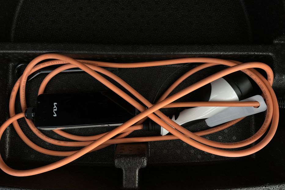 Продам Kia Niro 42 кВт Макс. комплектаціяЛюк 2022 года в Львове