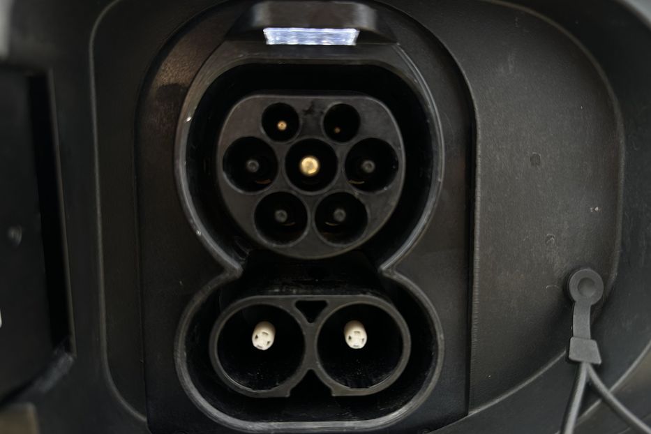 Продам Kia Niro 42 кВт Макс. комплектаціяЛюк 2022 года в Львове