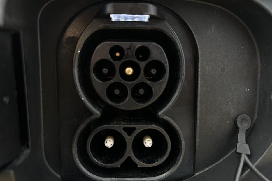 Продам Kia Niro 42 кВт Макс. комплектаціяЛюк 2022 года в Львове