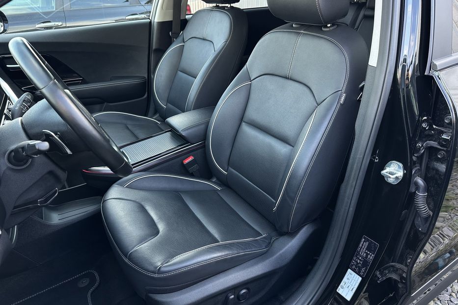 Продам Kia Niro 42 кВт Макс. комплектаціяЛюк 2022 года в Львове