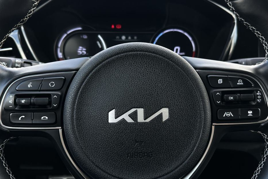 Продам Kia Niro 42 кВт Макс. комплектаціяЛюк 2022 года в Львове