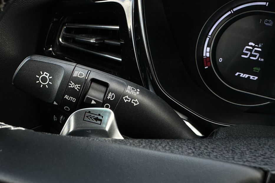 Продам Kia Niro 42 кВт Макс. комплектаціяЛюк 2022 года в Львове