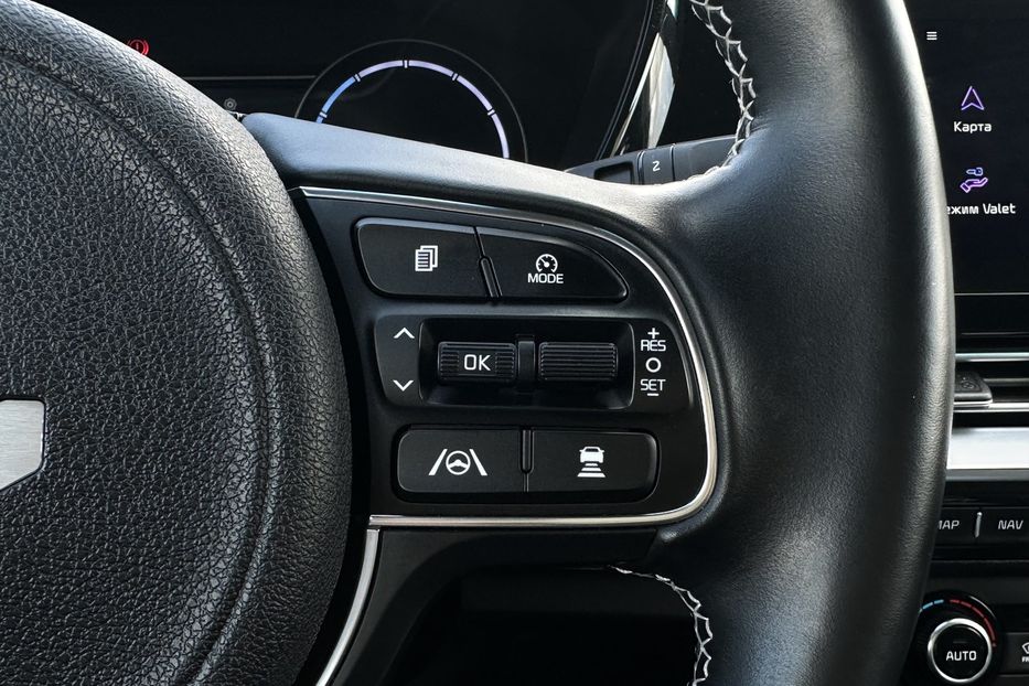 Продам Kia Niro 42 кВт Макс. комплектаціяЛюк 2022 года в Львове