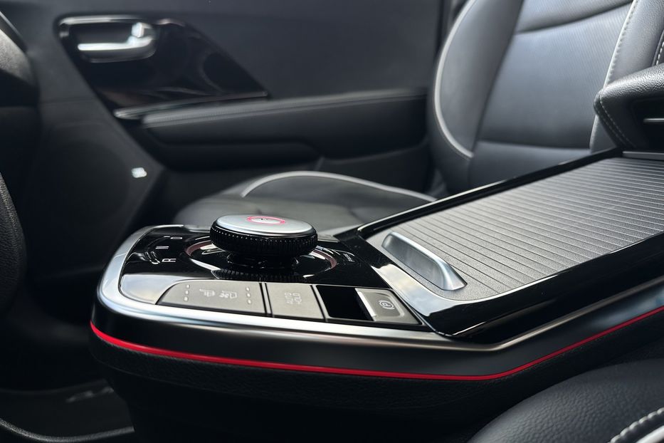 Продам Kia Niro 42 кВт Макс. комплектаціяЛюк 2022 года в Львове