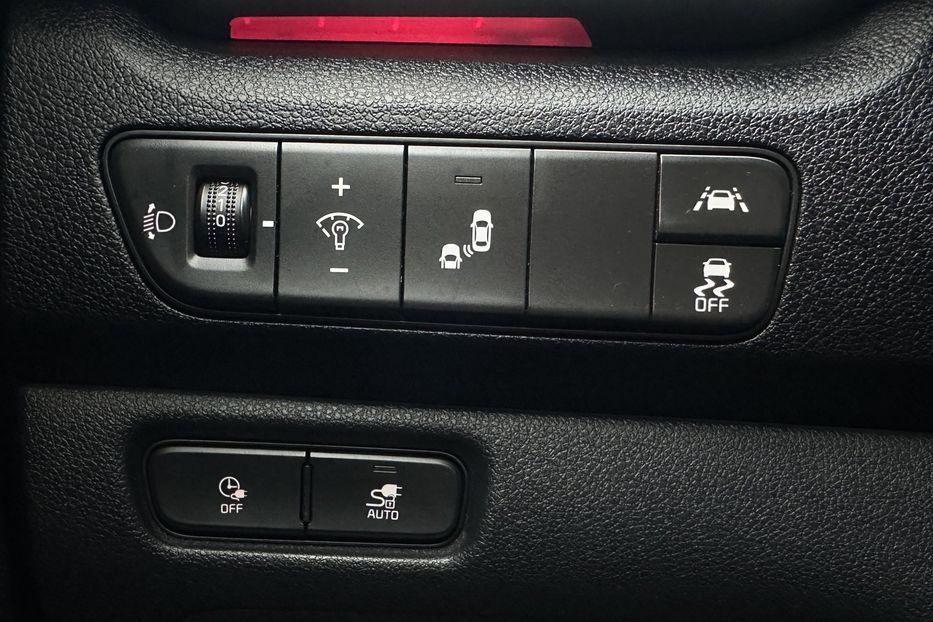 Продам Kia Niro 42 кВт Макс. комплектаціяЛюк 2022 года в Львове