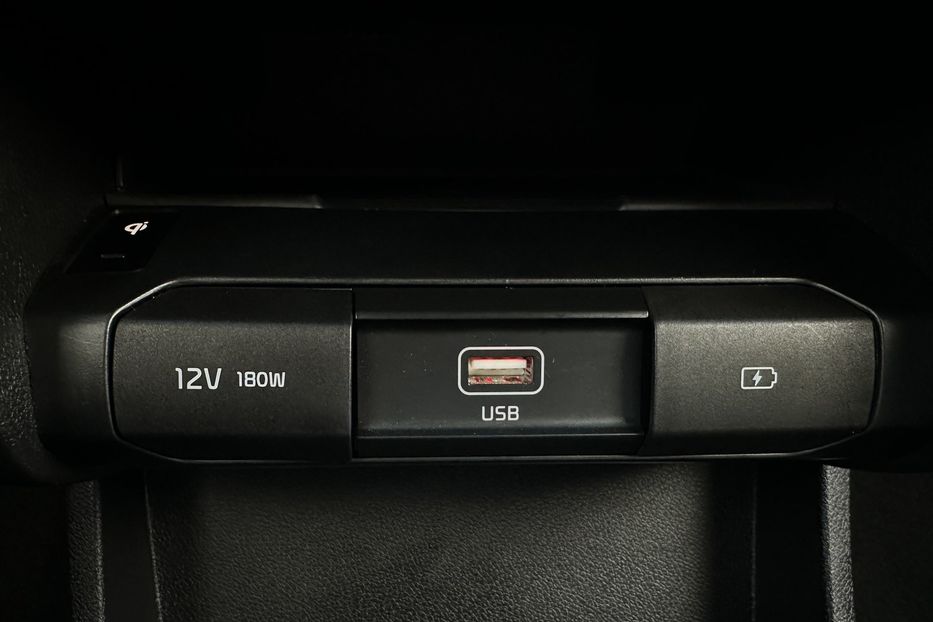 Продам Kia Niro 42 кВт Макс. комплектаціяЛюк 2022 года в Львове