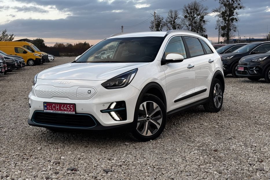 Продам Kia Niro 64 KW авто у Львові   2022 года в Львове