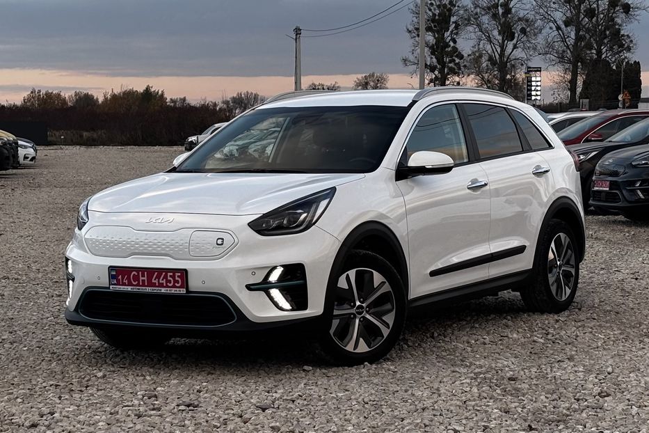Продам Kia Niro 64 KW авто у Львові   2022 года в Львове