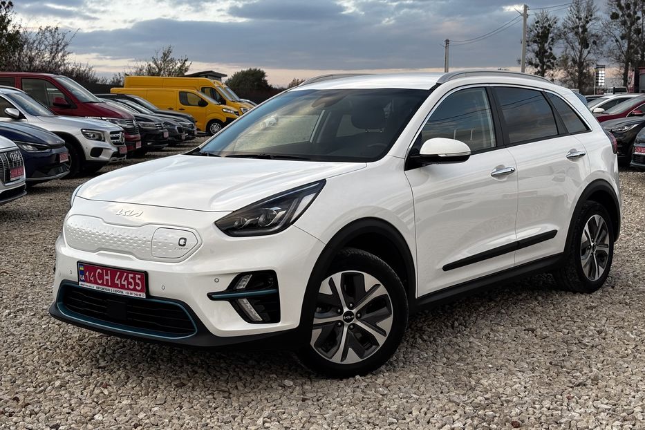 Продам Kia Niro 64 KW авто у Львові   2022 года в Львове