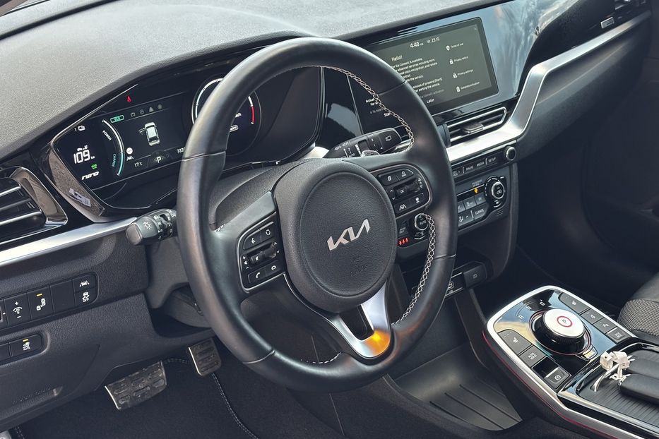 Продам Kia Niro 64 KW авто у Львові   2022 года в Львове