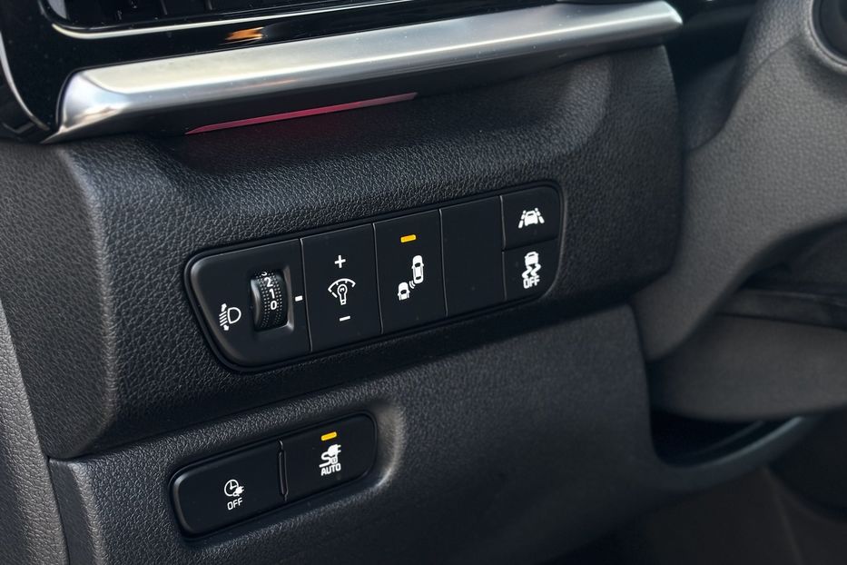 Продам Kia Niro 64 KW авто у Львові   2022 года в Львове