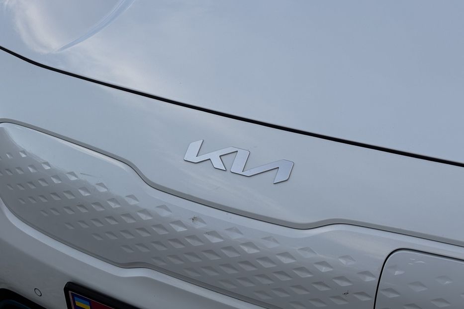 Продам Kia Niro 64 KW авто у Львові   2022 года в Львове