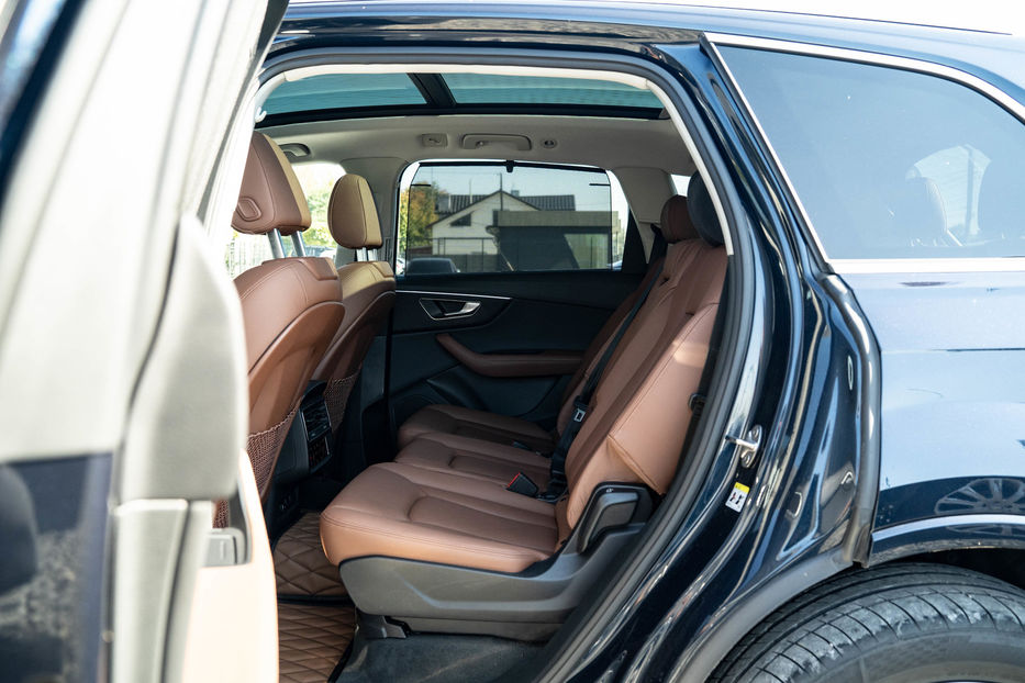 Продам Audi Q7 Premium Plus 2023 года в Черновцах