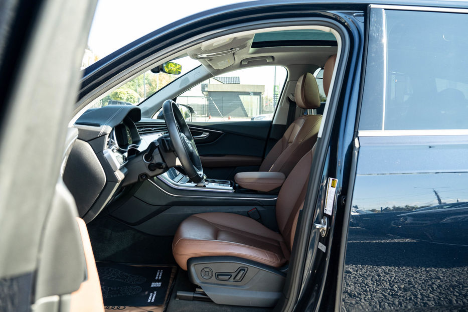 Продам Audi Q7 Premium Plus 2023 года в Черновцах