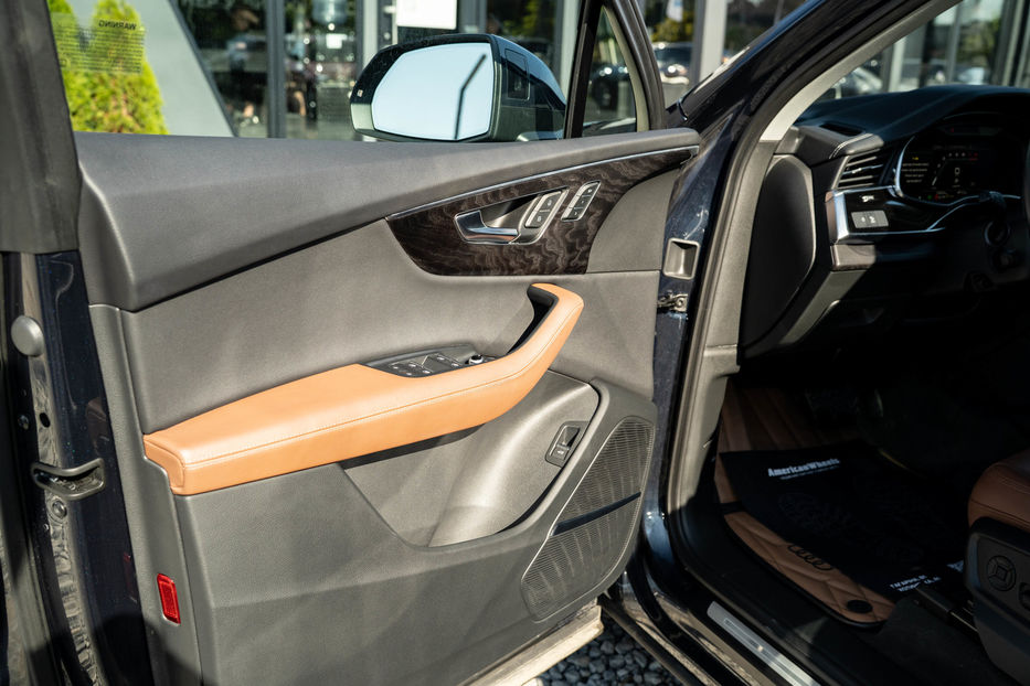 Продам Audi Q7 Premium Plus 2023 года в Черновцах