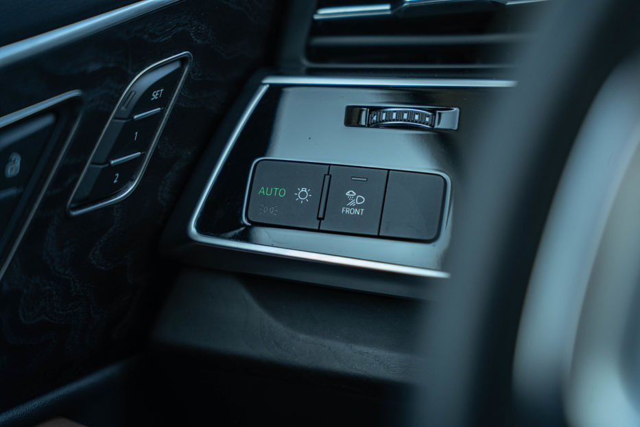 Продам Audi Q7 Premium Plus 2023 года в Черновцах