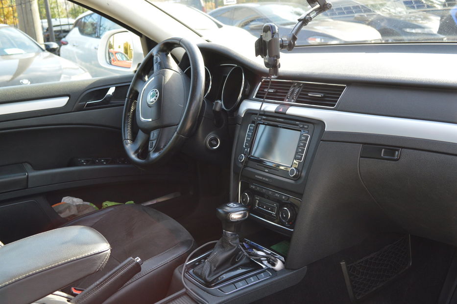 Продам Skoda Superb 4x4 TDI 2012 года в Одессе