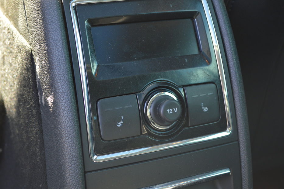 Продам Skoda Superb 4x4 TDI 2012 года в Одессе