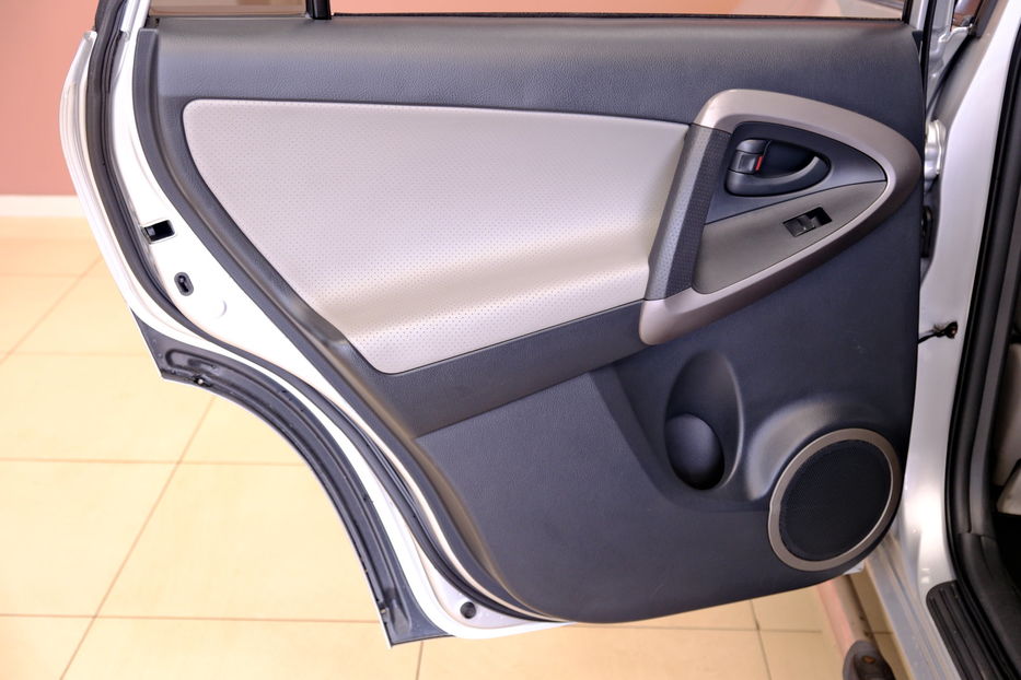 Продам Toyota Rav 4 Long 2006 года в Одессе