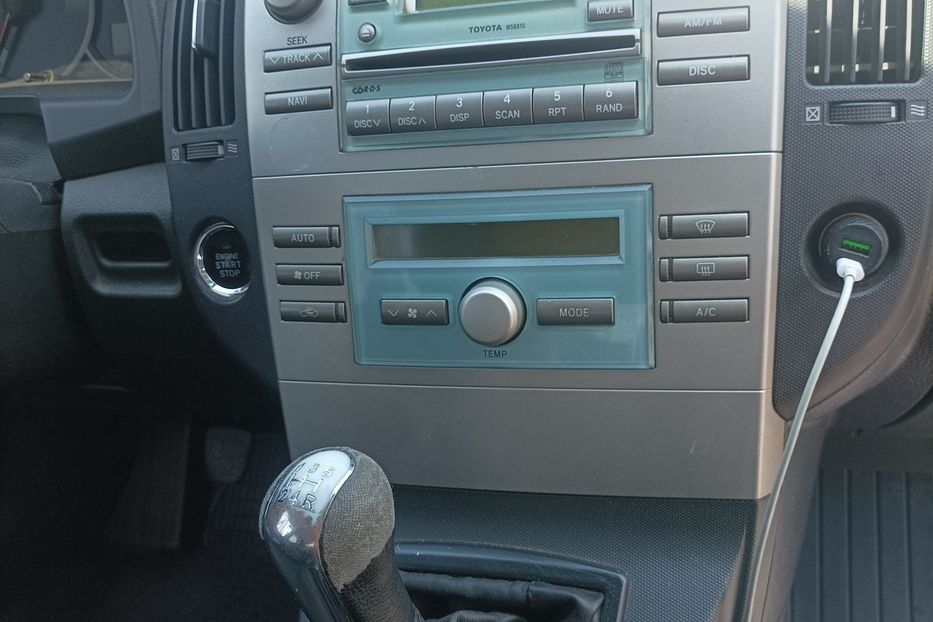 Продам Toyota Avensis офицал 1999 года в Одессе