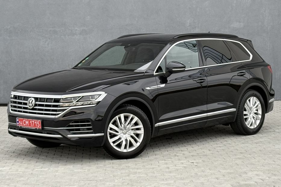 Продам Volkswagen Touareg 3.0TDI TEPLOV 210kW NE MALOVAN 2019 года в Львове