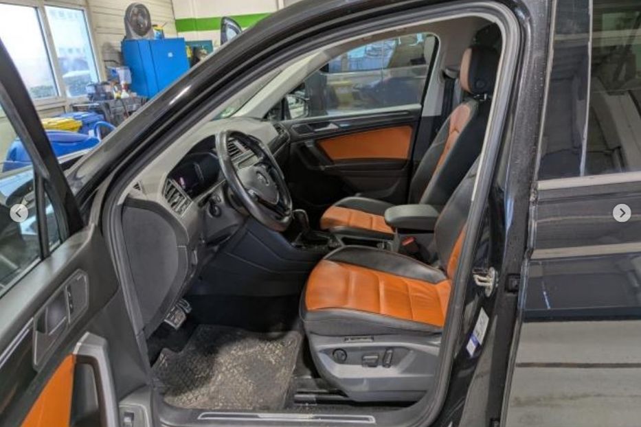 Продам Volkswagen Tiguan R Allspace 176kw 4x4 v2182 2020 года в Луцке