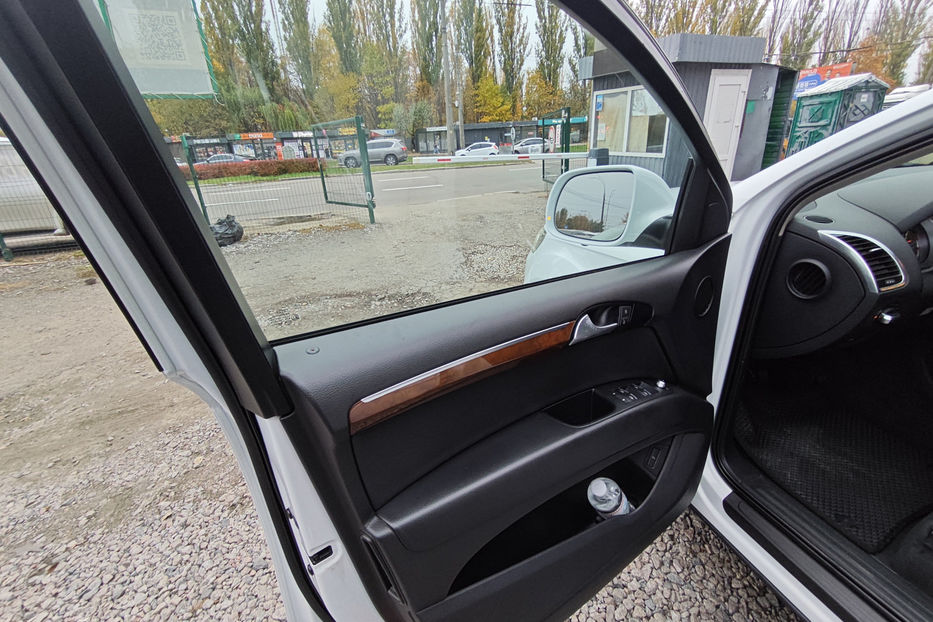 Продам Audi Q7 TDI tiptronic quattro 245 л.с 2013 года в Киеве