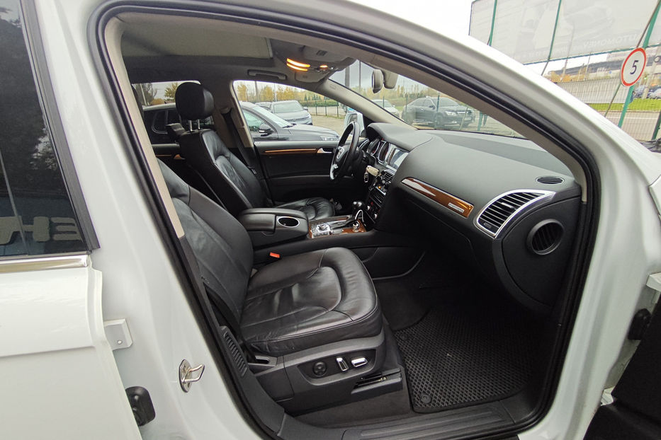 Продам Audi Q7 TDI tiptronic quattro 245 л.с 2013 года в Киеве