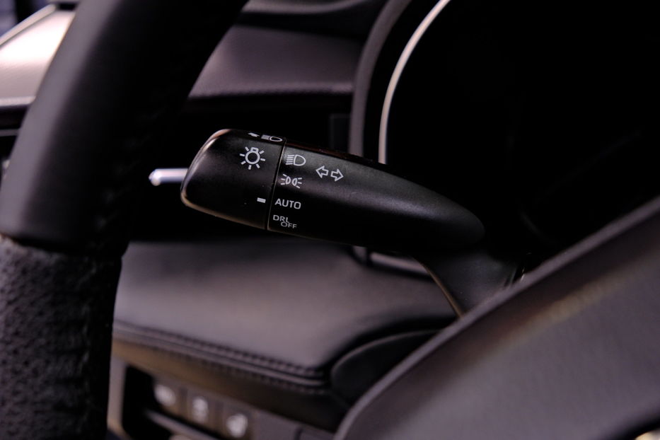 Продам Toyota Avalon 2019 года в Одессе