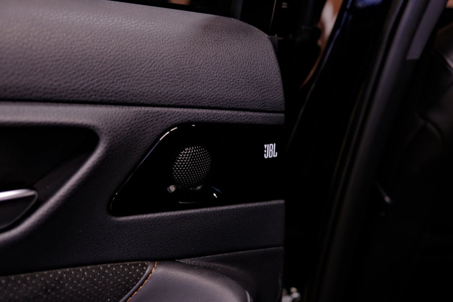 Продам Toyota Avalon 2019 года в Одессе