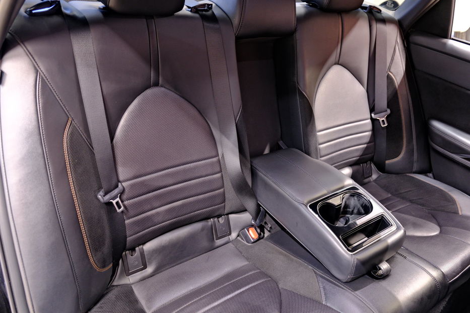 Продам Toyota Avalon 2019 года в Одессе