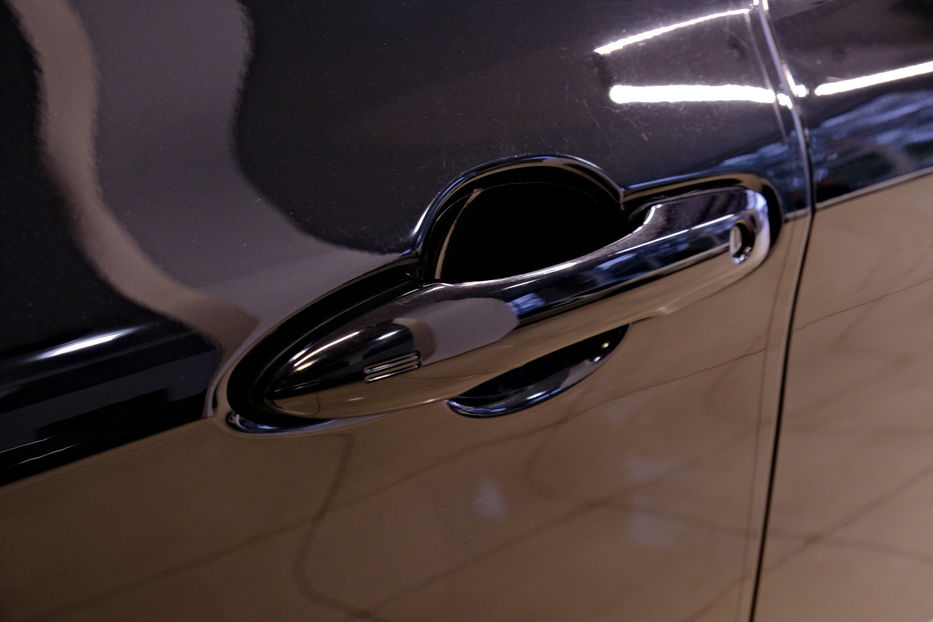 Продам Toyota Avalon 2019 года в Одессе