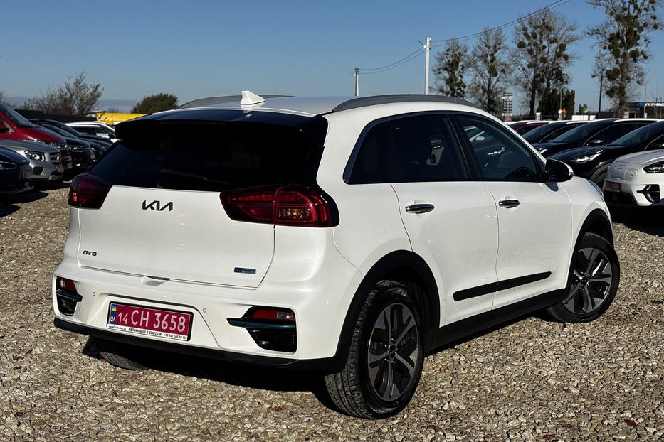 Продам Kia Niro 64 кВт авто у Львові   2022 года в Львове