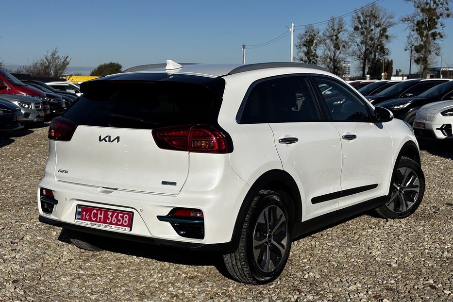 Продам Kia Niro 64 кВт авто у Львові   2022 года в Львове